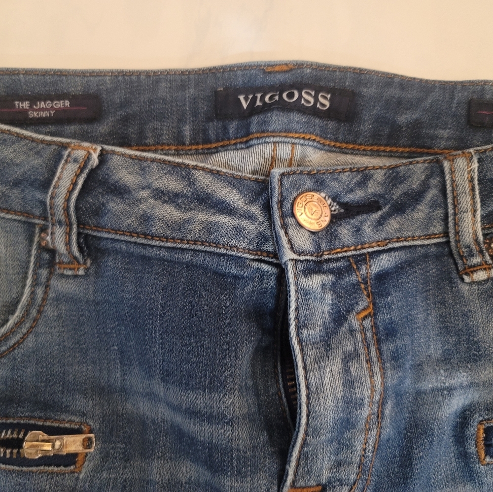 Vigoss Distressed Jeans